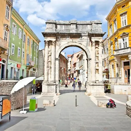 Happy Days Pula