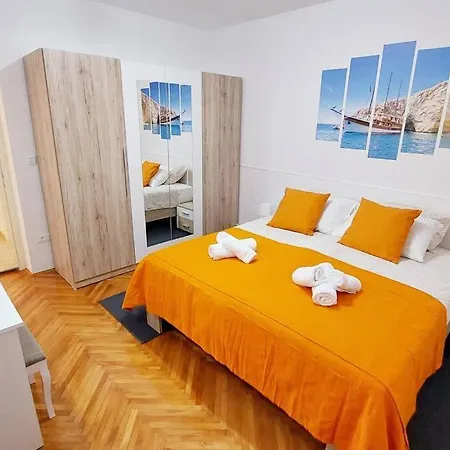 Happy Days Appartement Pula