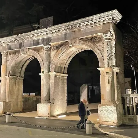 Lägenhet Happy Days Pula